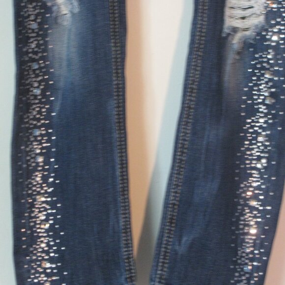 Machine Pour Neuf Mode Jeans Size 11 Juniors Tons of Bling Crystals Distressed - Picture 4 of 8